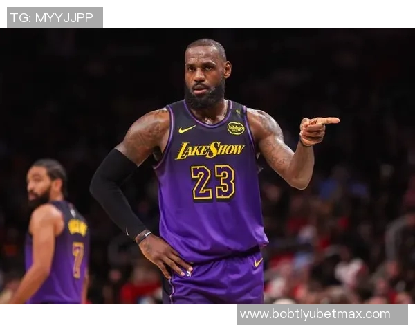 雷迪克谈詹姆斯复出计划强调赛程因素与身体状态的重要性